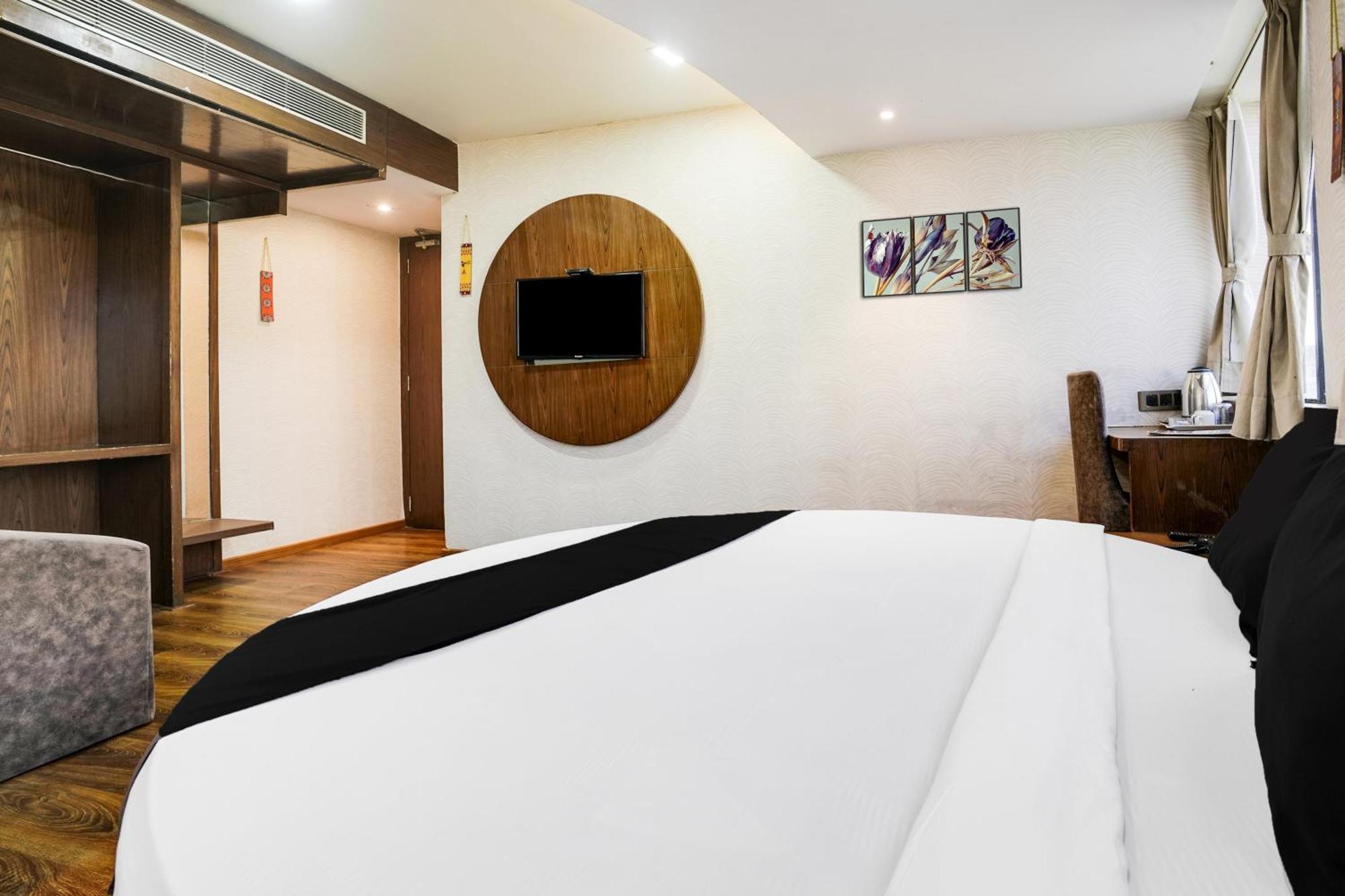 Super Collection O Andheri Near Western Express Highway Bombaim Exterior foto
